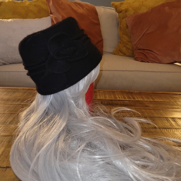 💵3/$20 Black Wool Hat with Flower Accent One Size - Picture 10 of 12
